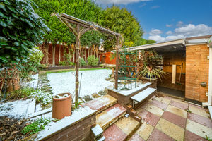 REAR GARDEN- click for photo gallery